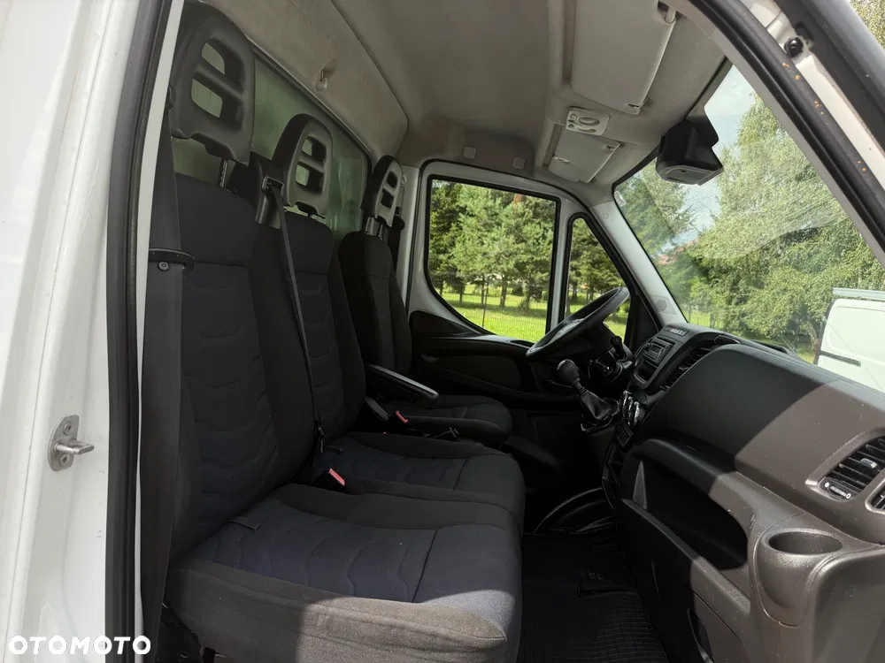 Iveco DAILY / 2.3D / KONTENER / WINDA / FV23% / BLIŹNIAK /UDT - miniatura 19