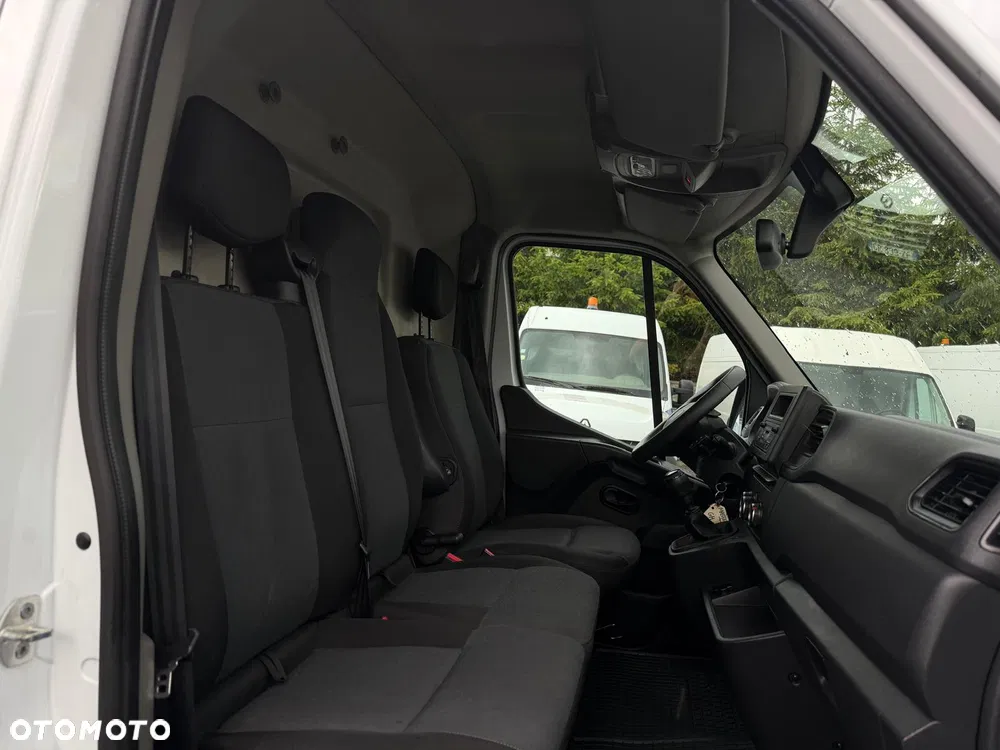 Renault MASTER / L2H2 / 2.3D / NOWE OPONY / KAMERA / ZADBANY / FV23% / - miniatura 10