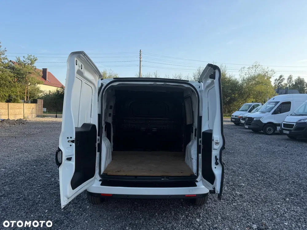 Fiat DOBLO / 1.6D / FV23% / NAJBOGATSZA WERSJA / 3 OSOBOWY / NAVI / CARPLAY - miniatura 10