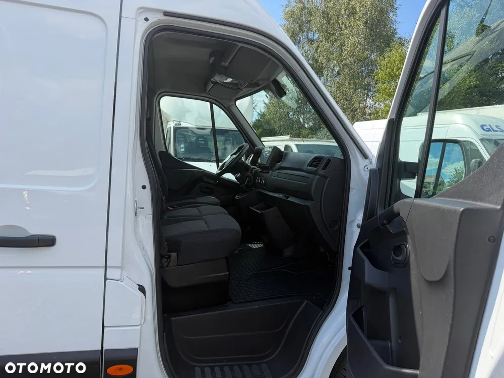 Renault Master / L3H2 / 86000 KM / 2.3D / Bogata wersja / FV23% / - miniatura 12